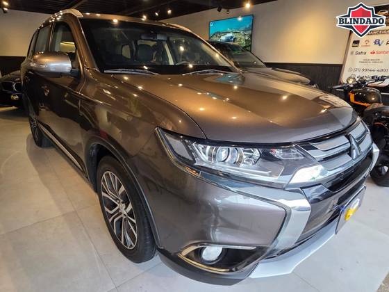 MITSUBISHI OUTLANDER 2.0 COMFORT 16V GASOLINA 4P AUTOMÁTICO